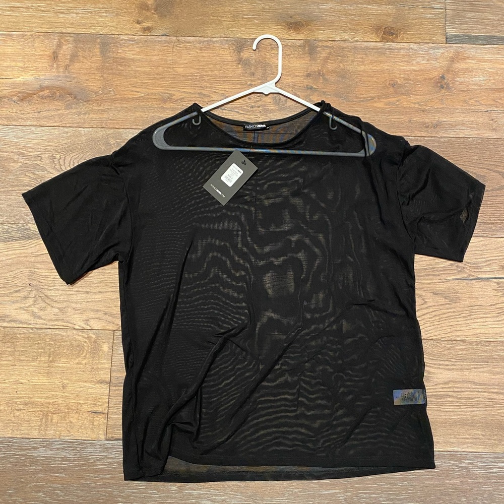 FashionNova Oversized Black Mesh T-shirt. Size small. Black. - Picture 2 of 3